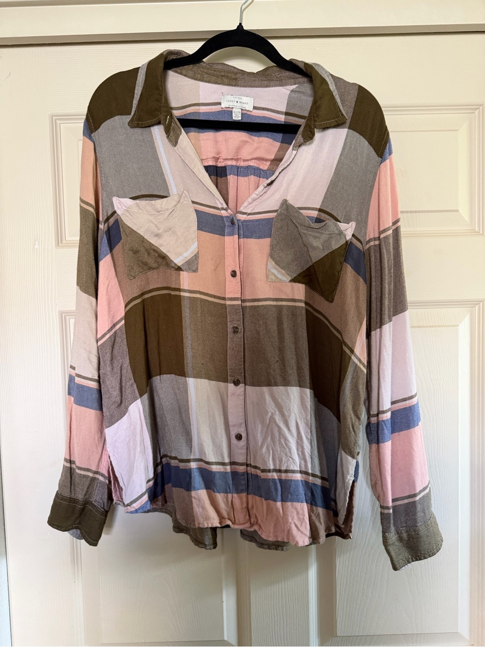 Soft Plaid Button-Front Shirt - Pink & Olive